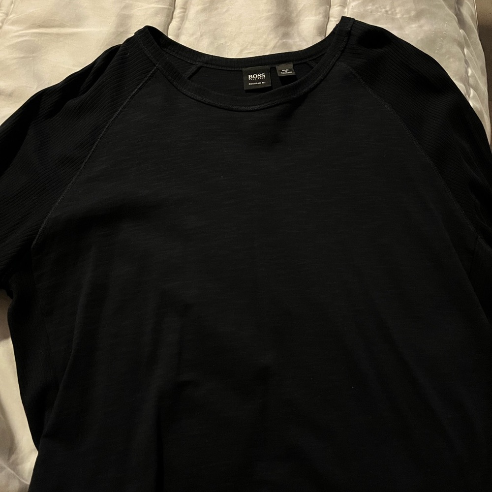 Hugo Boss - Picture 4 of 5